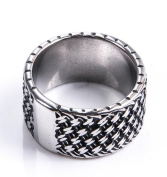 Men's Hatched Ring
